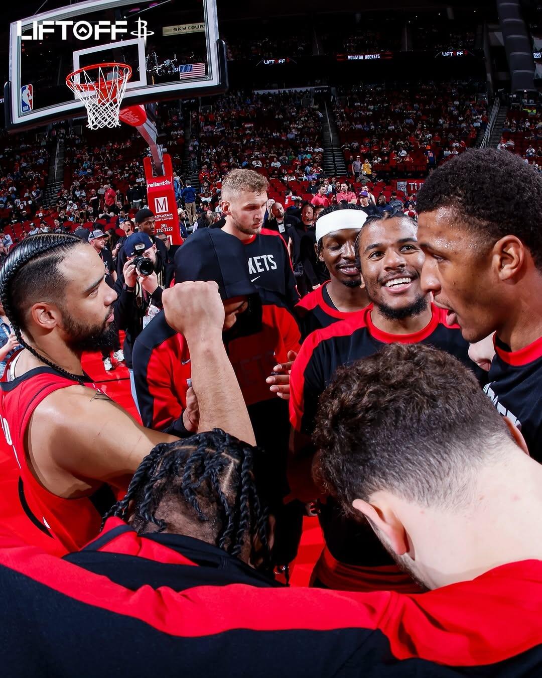 爵士队主将发威,率队取得关键胜利实力突显的简单介绍 爵士队主将发威,率队取得关键胜利实力突显的简单介绍