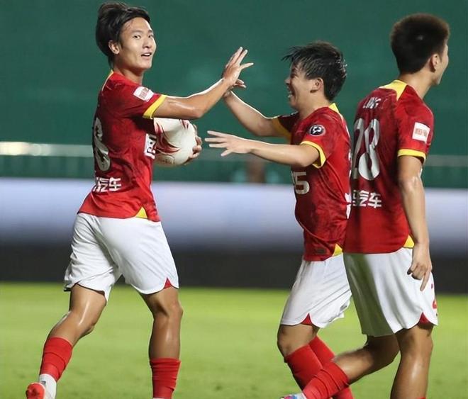 关于山西长治希望队取得胜利，力争积分榜上升的信息