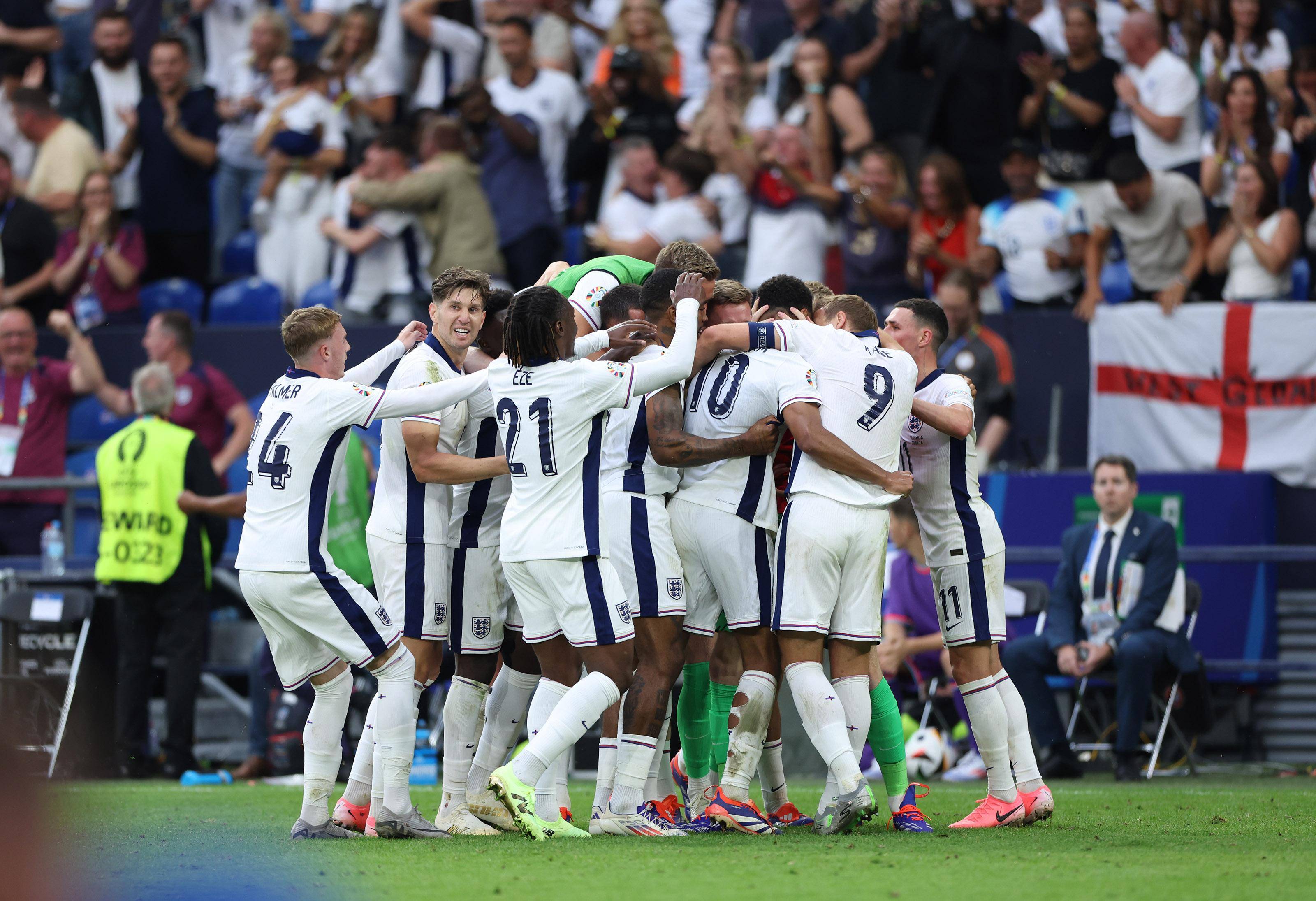 英格兰篮球队在欧洲比赛获得亚军 英格兰篮球队在欧洲比赛获得亚军