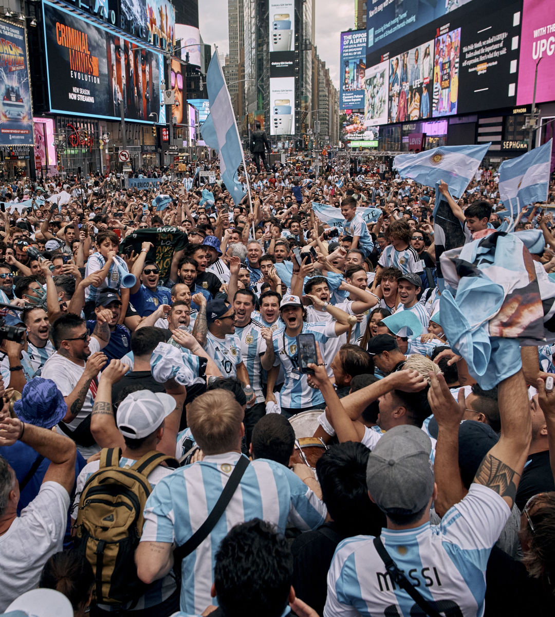 足球联赛带动全球观众热情高涨