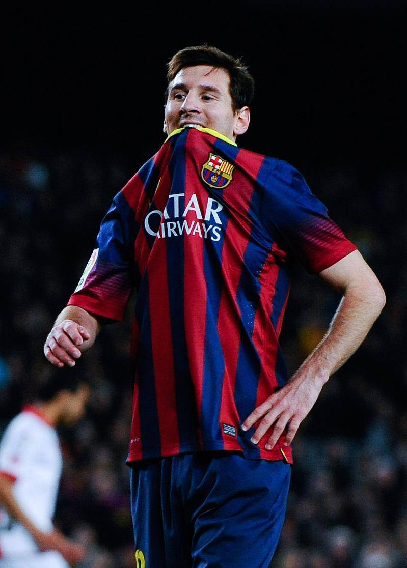 梅西再度展现绝对统治力，带领球队取胜