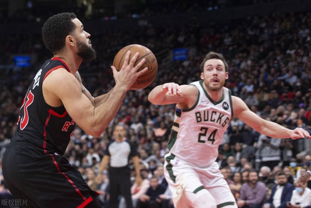 关于青岛队碾压鹈鹕,范弗利特统治全场的信息 关于青岛队碾压鹈鹕,范弗利特统治全场的信息