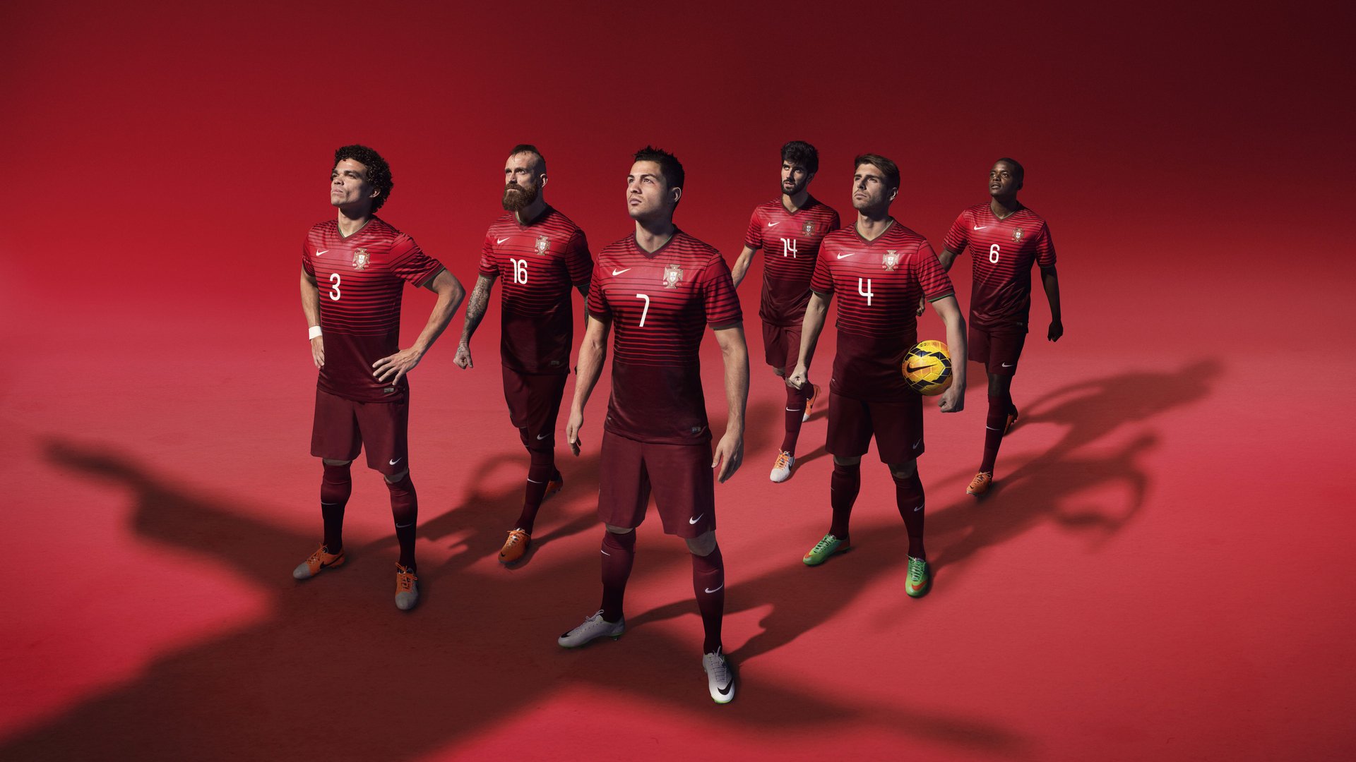 玻利维亚鏖战尼斯，当高原雄鹰遇见蔚蓝海岸，哈兰德惊艳四座改写足球叙事