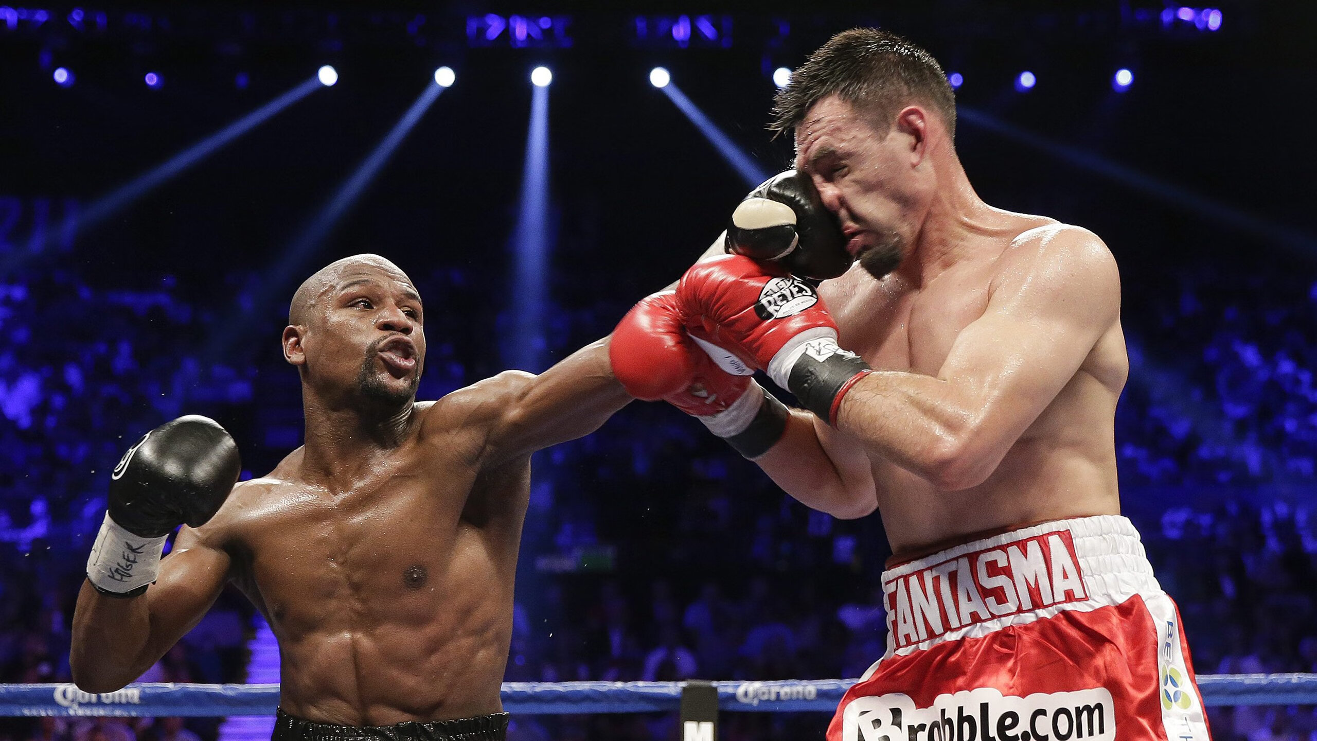 三线碾压！英格兰队展露獠牙，奥恰洛夫逆生长状态点燃赛场