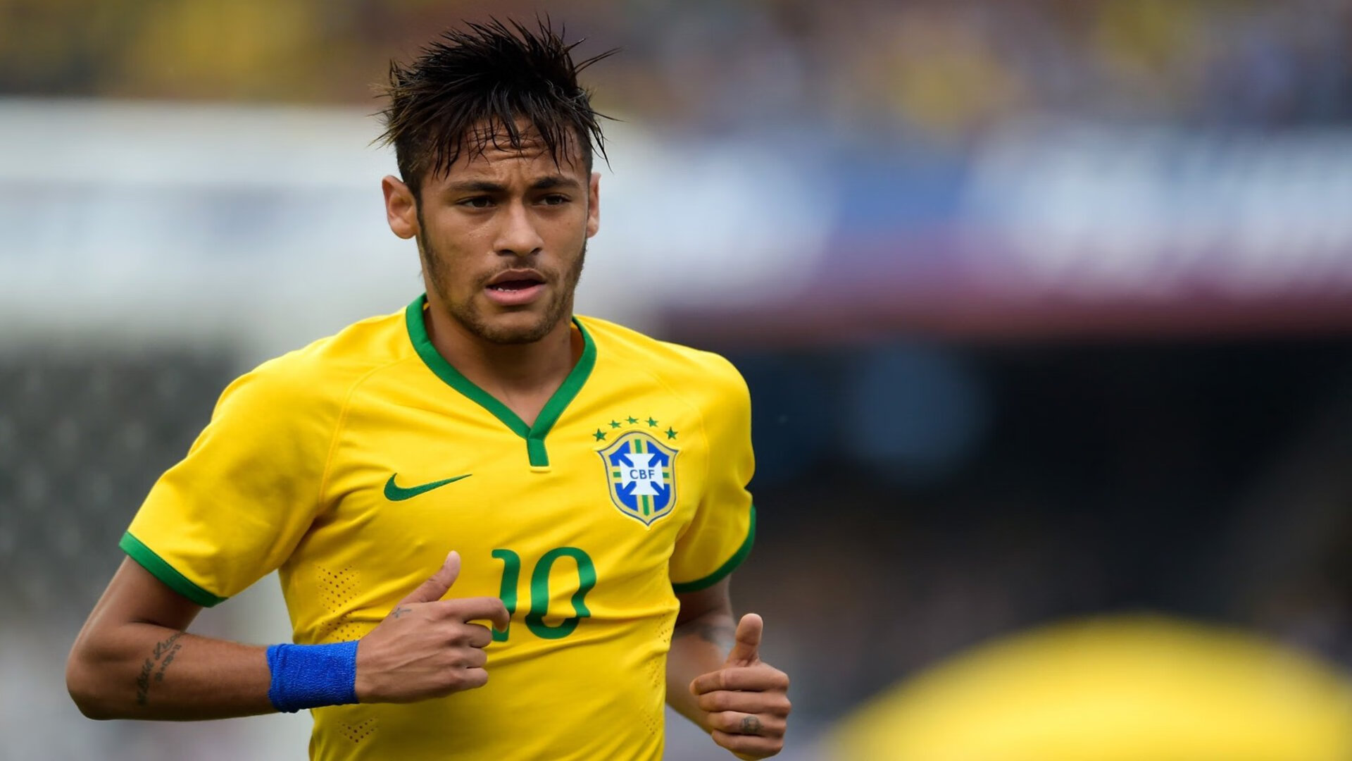 当几内亚的节奏遇上F1赛道，萨内如何在新赛季揭幕战中接管比赛